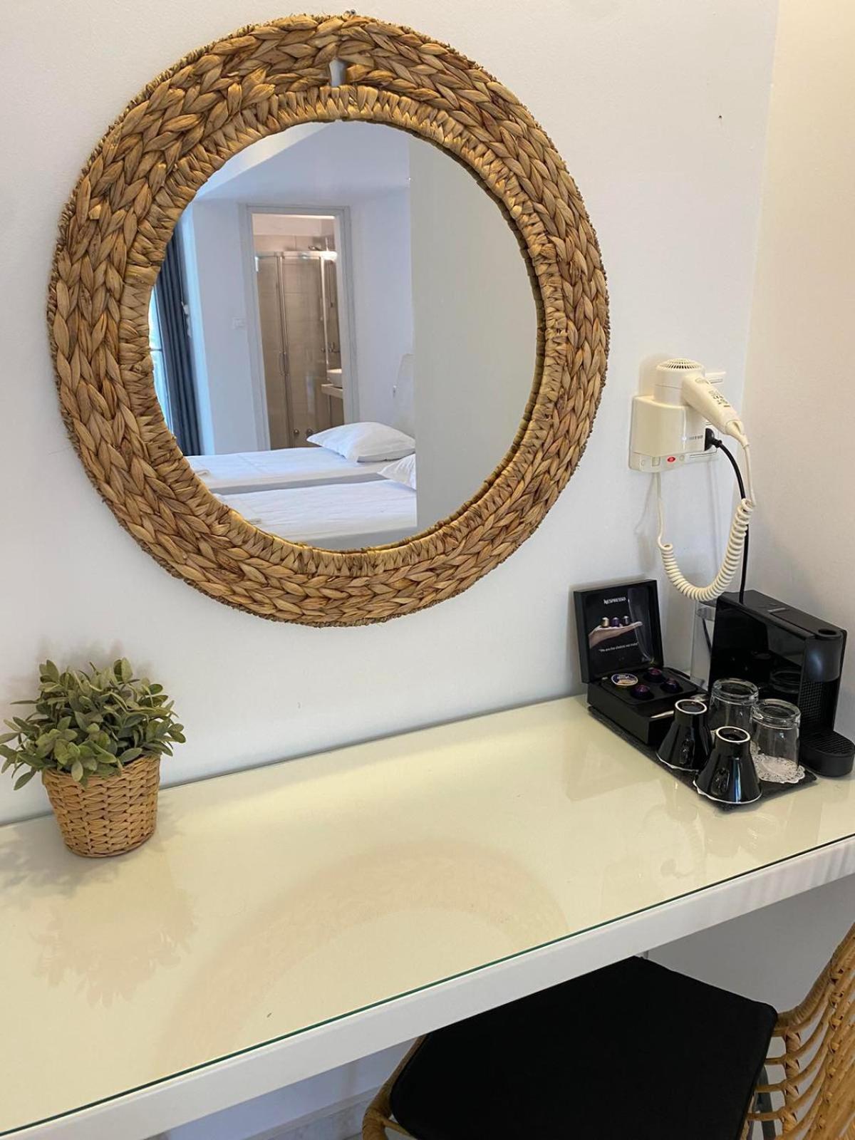 Perivoli Rooms Parikia  Phòng bức ảnh