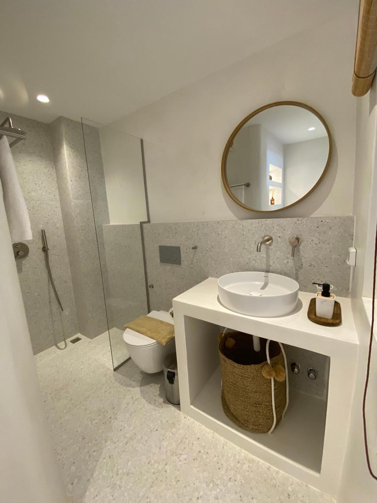 Perivoli Rooms Parikia  Phòng bức ảnh
